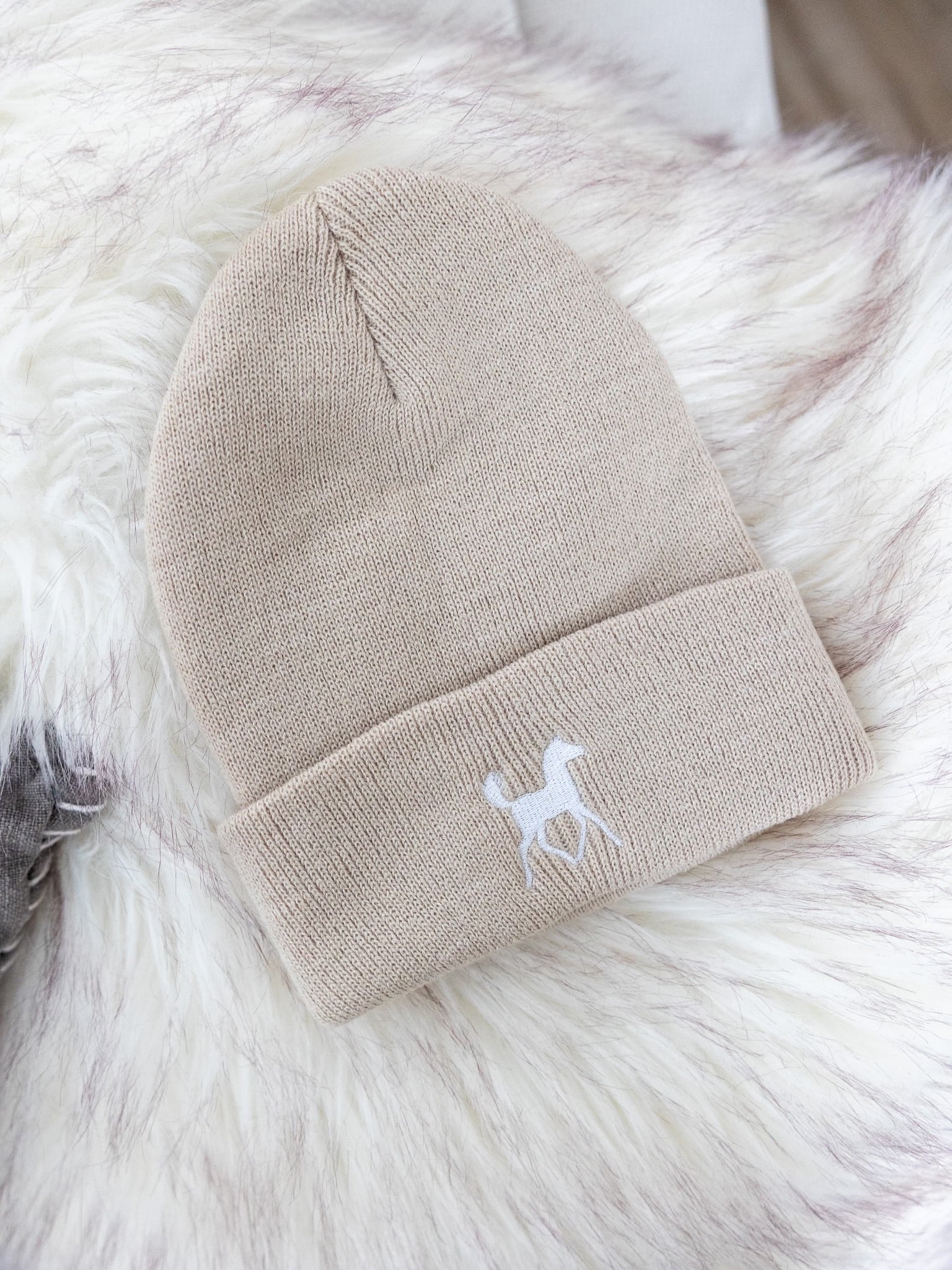 White Foal Beanie (Kids)