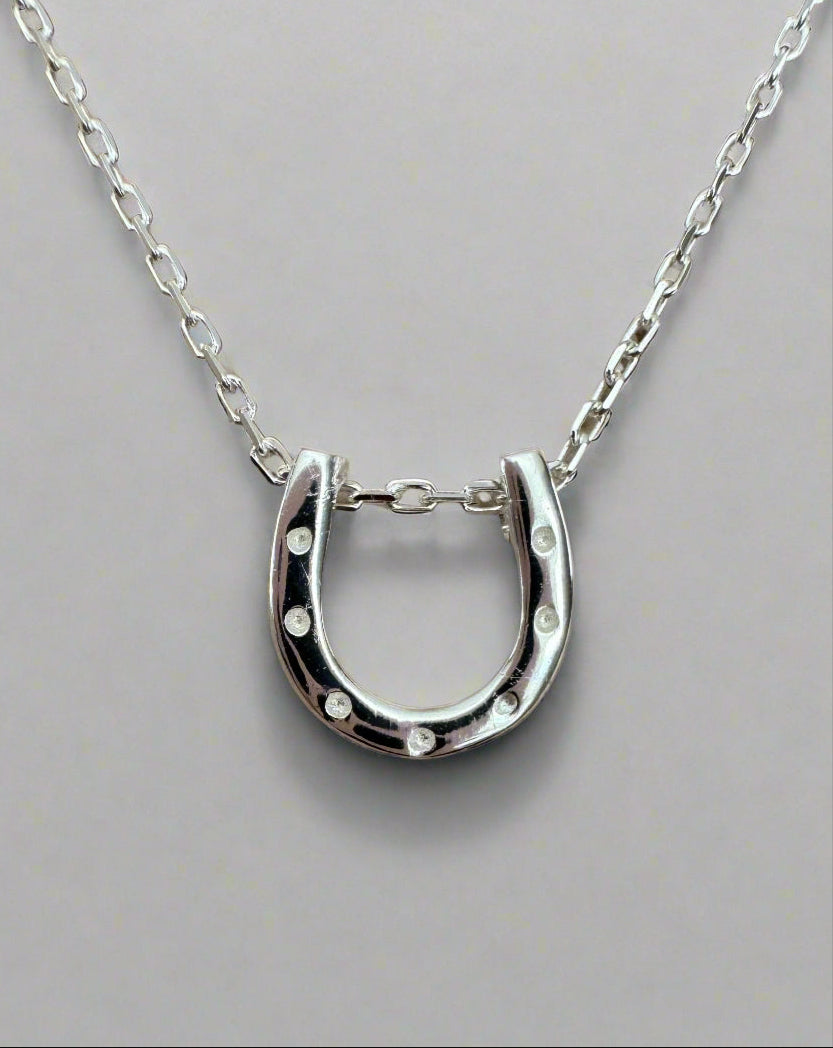 Lucky Horseshoe Necklace Silver