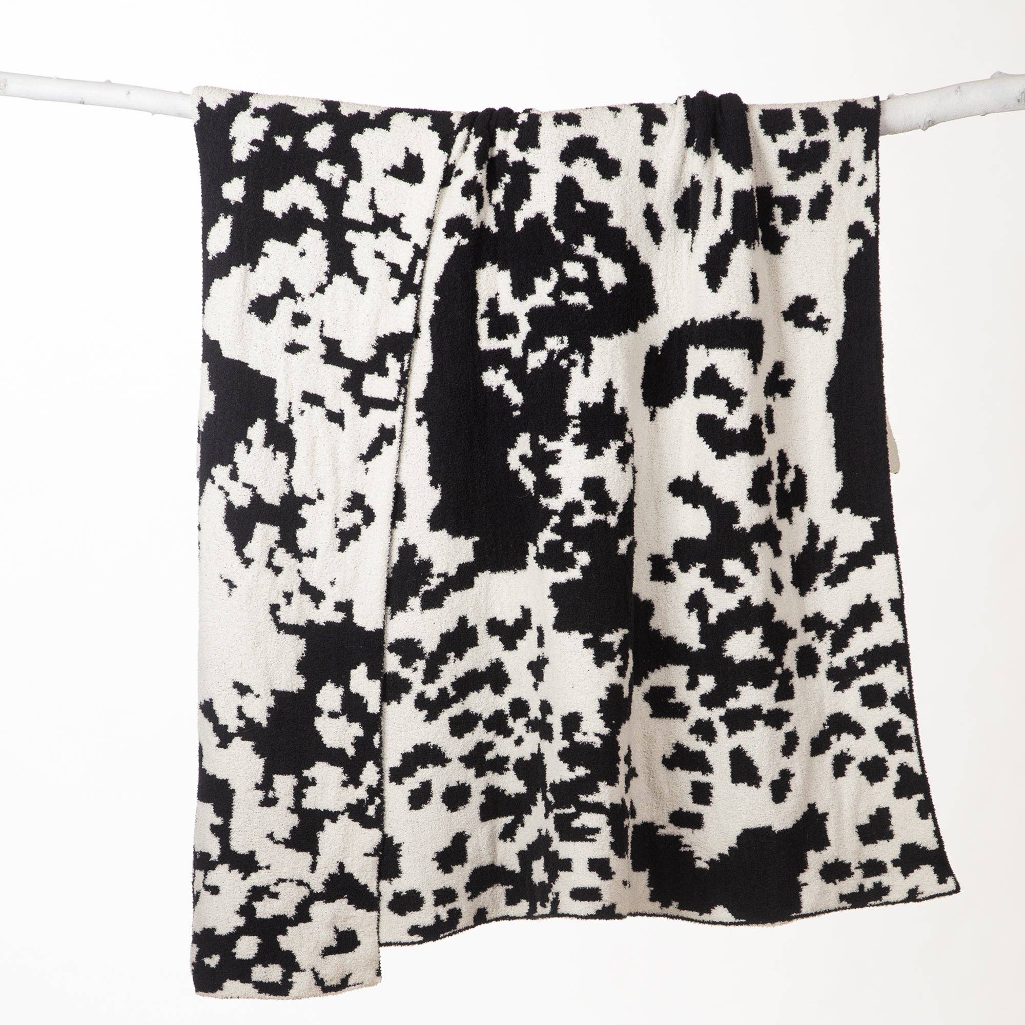 Wrangler Cowhide Stretchy Throw Blanket