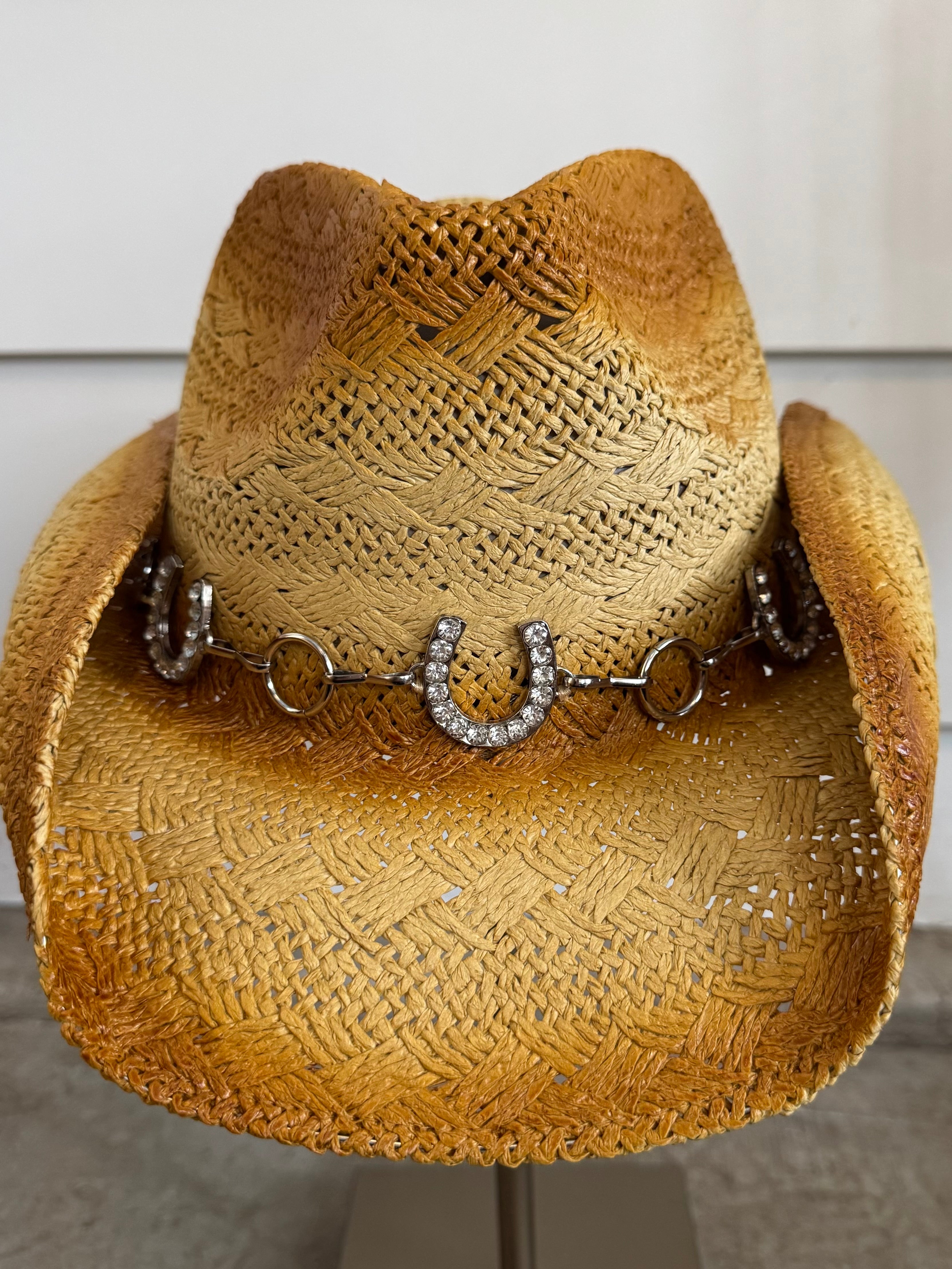 lucky trail cowgirl hat