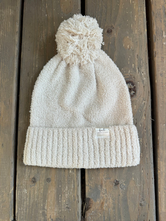 hope beanie in boucle knit