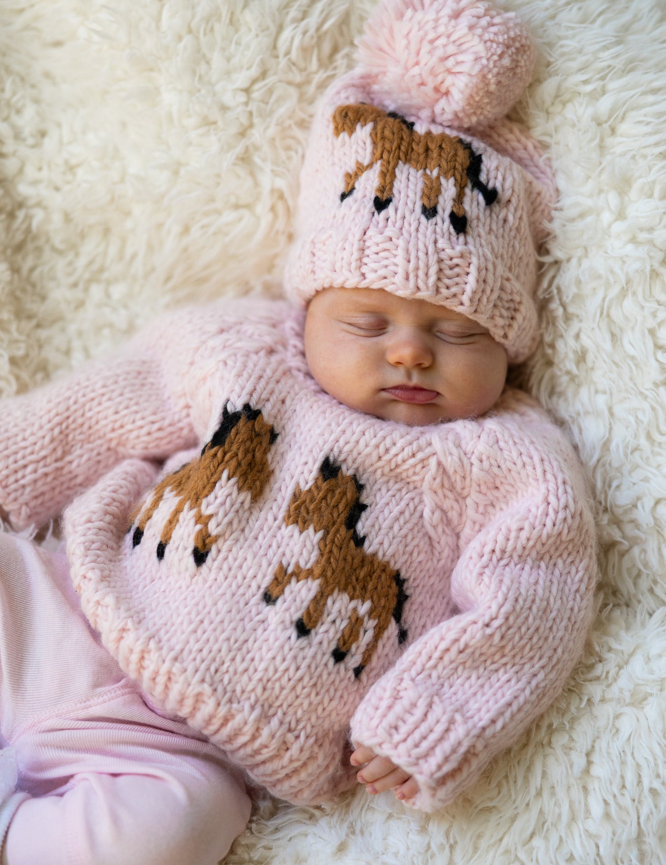 Pony Handknit Beanie (Pink)