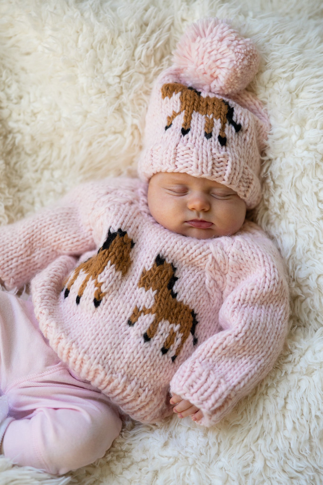 Pony Handknit Beanie (Pink)
