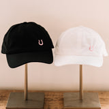 lucky horseshoe hat (white)