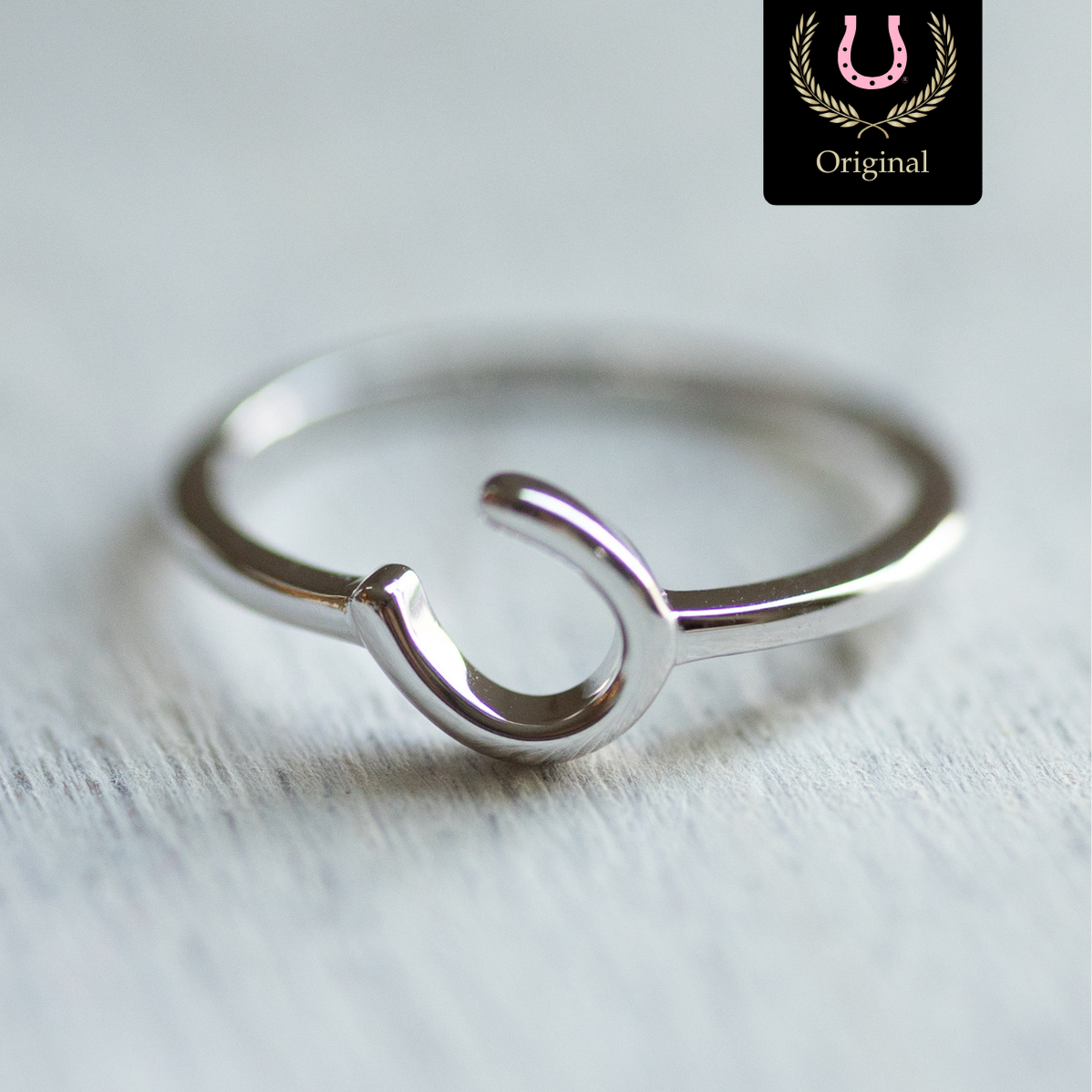 angled horseshoe ring Silver