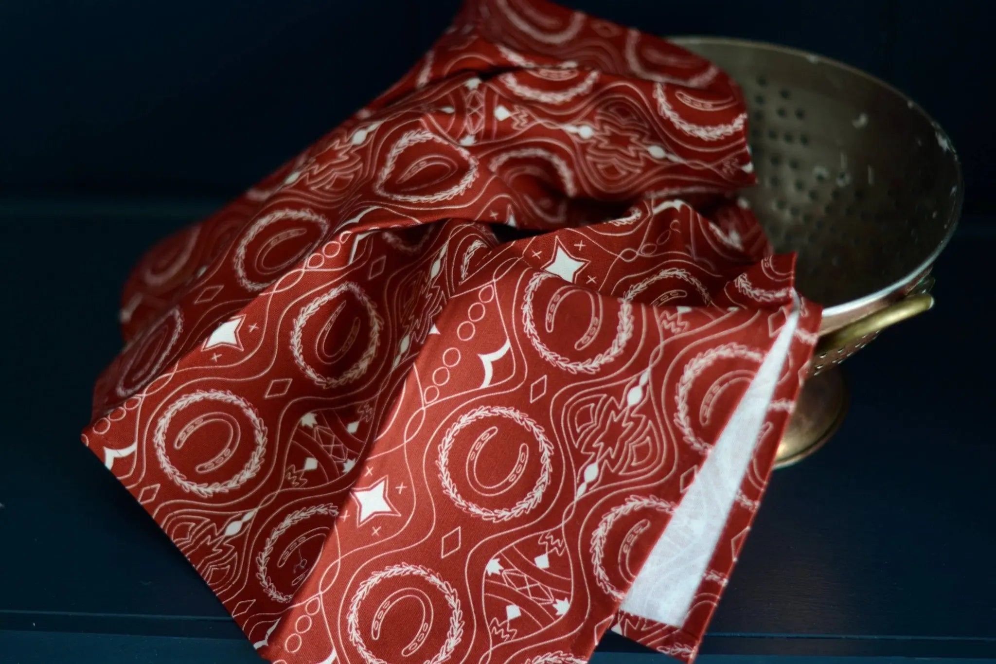 Christmas Horseshoe Tea Towel - Bridle Up Hope Shop