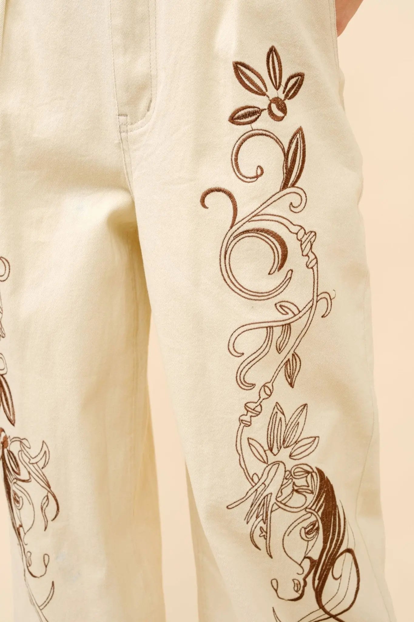 Embroidered Western Twill Loose Jeans - Bridle Up Hope Shop