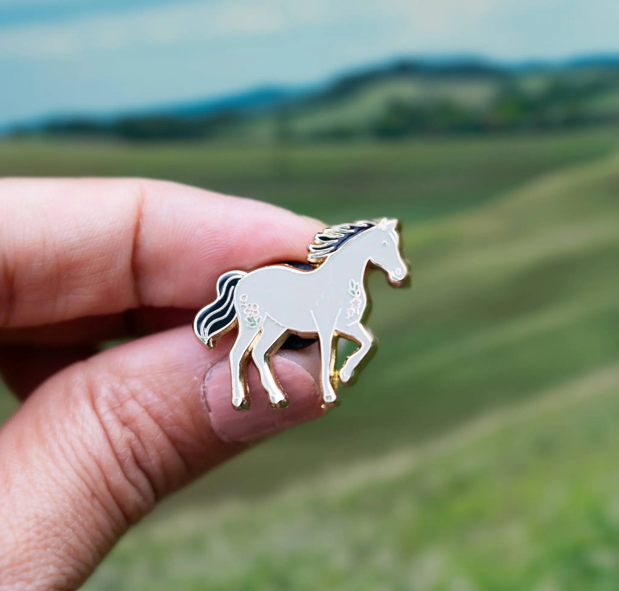 Horse Lapel Pin - Bridle Up Hope Shop