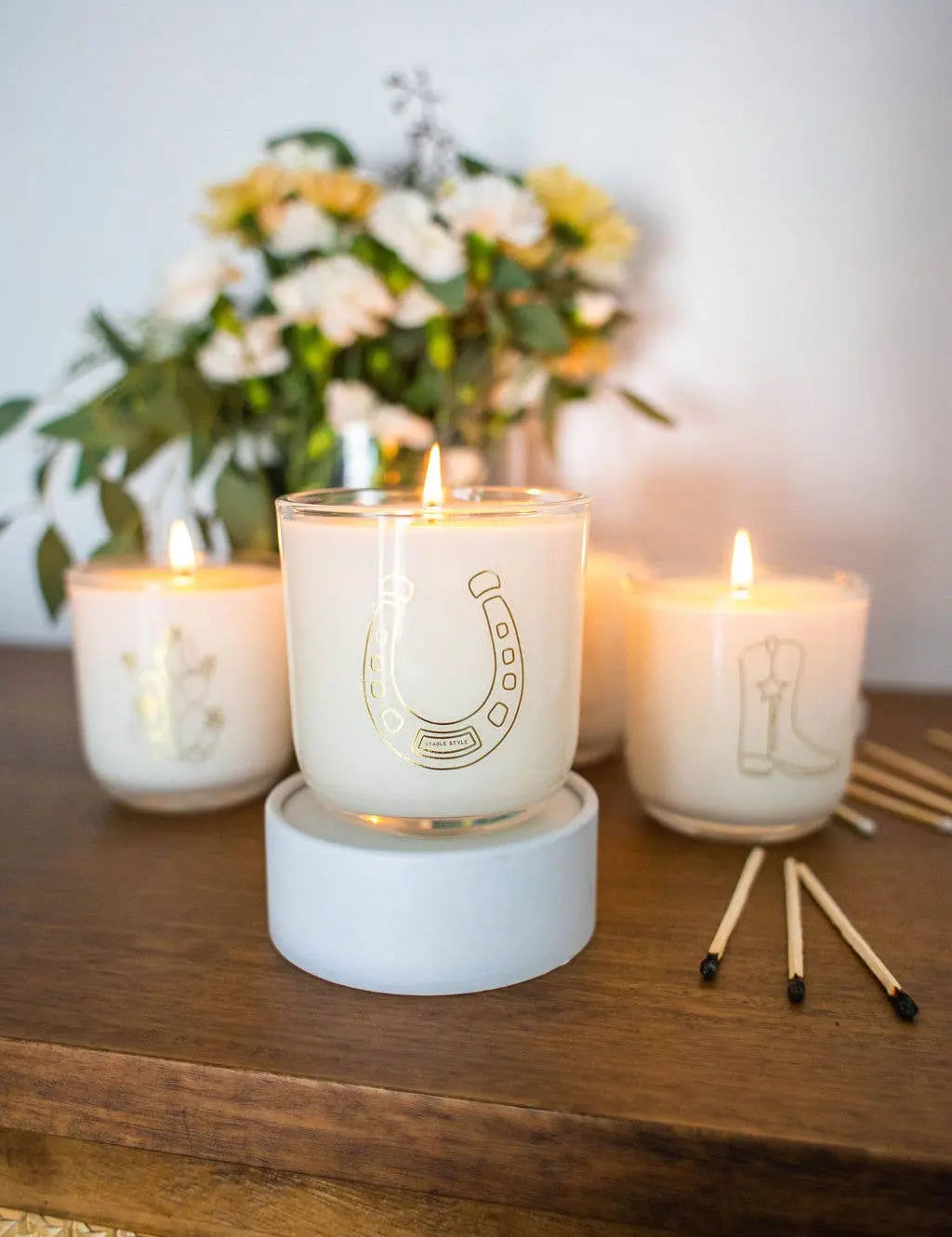 Lucky Horseshoe Soy Wax Candle (10 oz) - Bridle Up Hope Shop