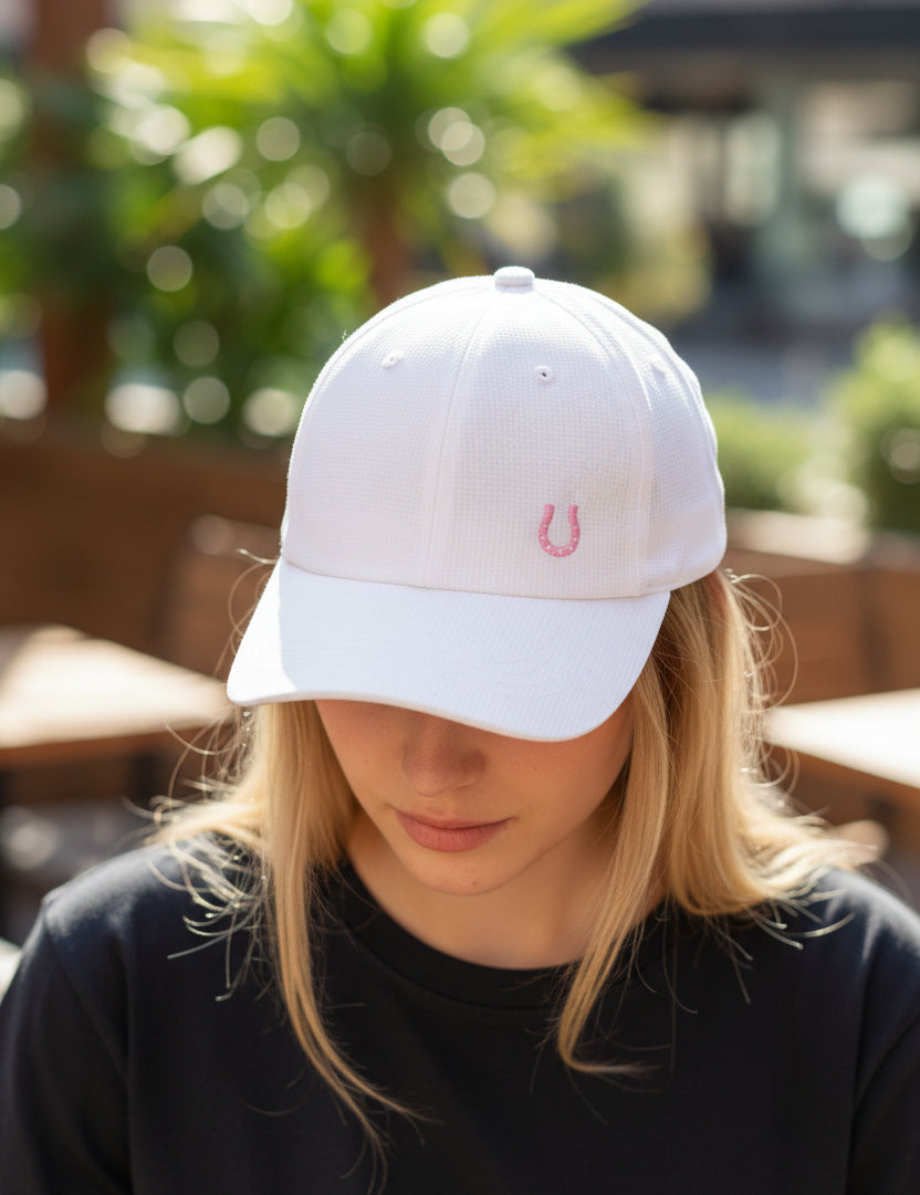 Lucky Horseshoe Hat (White)